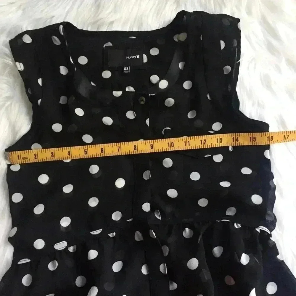 ✨ Hurley Black & White Polka Dot Tank - Picture 3 of 4
